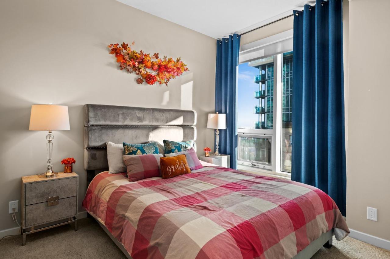 Stylish Downtown Condos By Globalstay Κάλγκαρι Εξωτερικό φωτογραφία