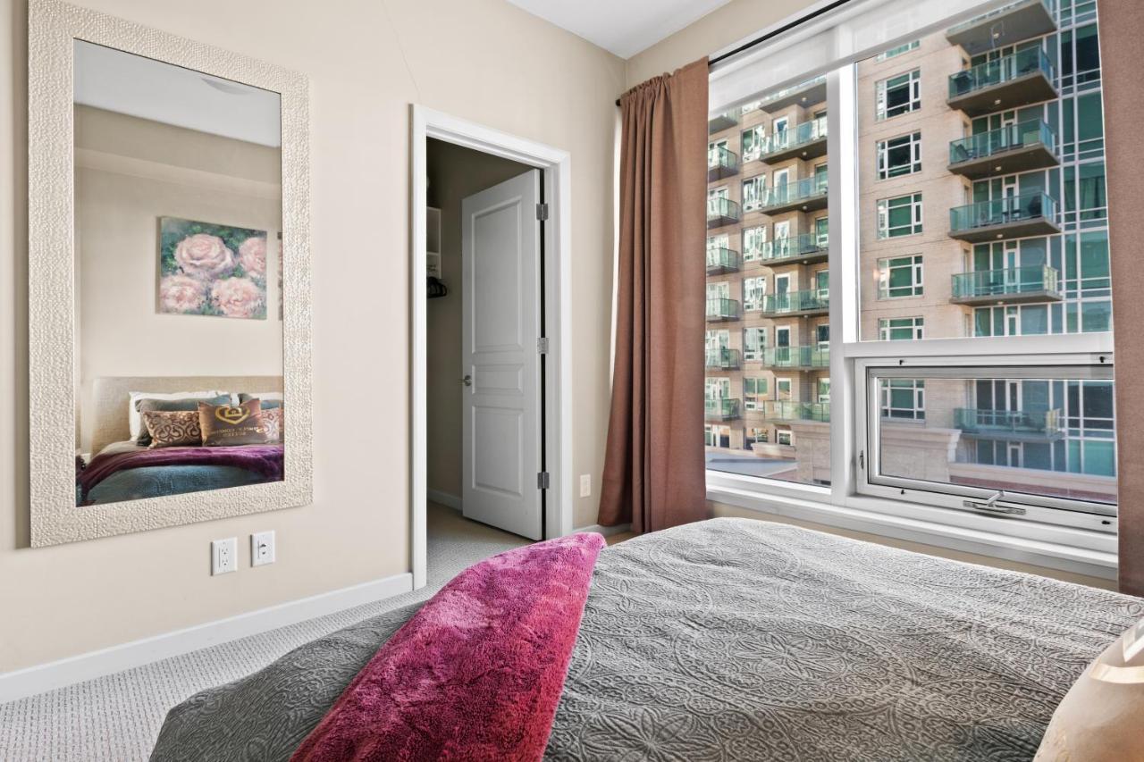 Stylish Downtown Condos By Globalstay Κάλγκαρι Εξωτερικό φωτογραφία