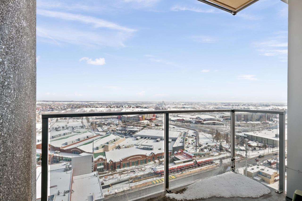Stylish Downtown Condos By Globalstay Κάλγκαρι Εξωτερικό φωτογραφία